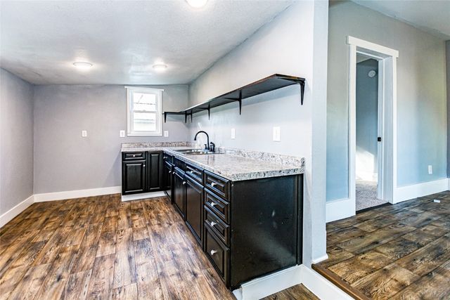 1 S Union Avenue, Urbana, IA 52345