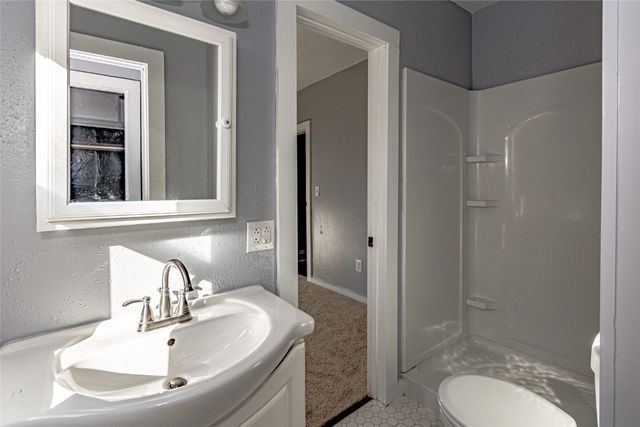 1 S Union Avenue, Urbana, IA 52345