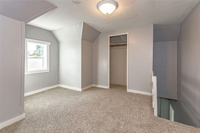 1 S Union Avenue, Urbana, IA 52345