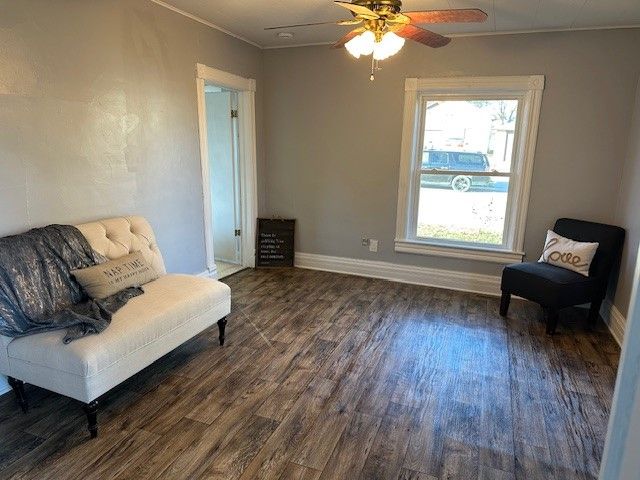 1 S Union Avenue, Urbana, IA 52345