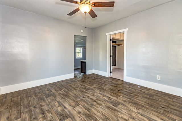 1 S Union Avenue, Urbana, IA 52345