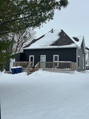 1 S Union Avenue, Urbana, IA 52345