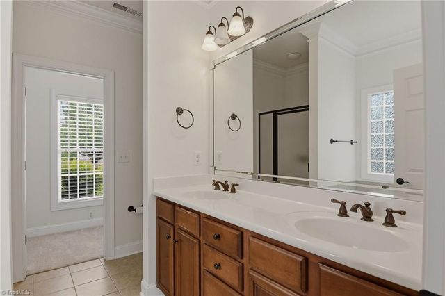 3857 Turnberry Park Drive, Pfafftown, NC 27040