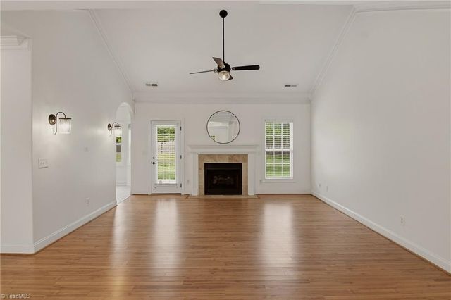 3857 Turnberry Park Drive, Pfafftown, NC 27040