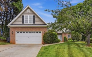 3857 Turnberry Park Drive, Pfafftown, NC 27040
