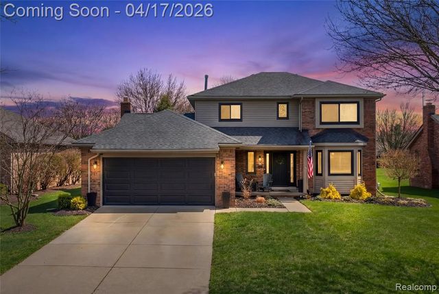 240 Parkland Drive, Rochester Hills, MI 48307