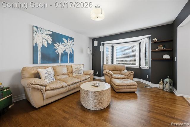 240 Parkland Drive, Rochester Hills, MI 48307