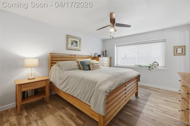 240 Parkland Drive, Rochester Hills, MI 48307