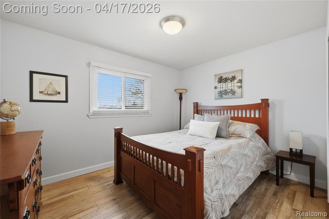 240 Parkland Drive, Rochester Hills, MI 48307