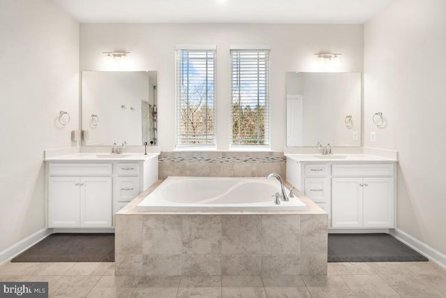 5521 HAWK RIDGE RD, Frederick, MD 21704