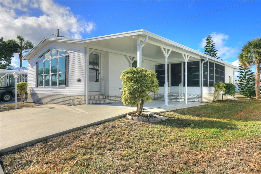 7664 Chasta Road 0, Micco, FL 32976