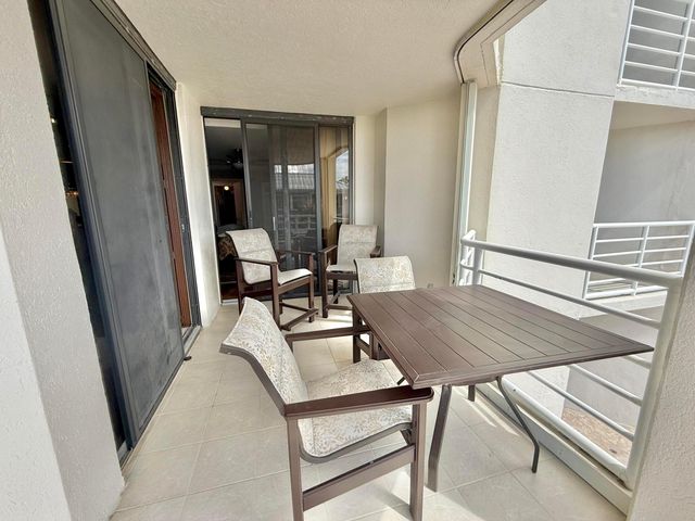 176 Helios Drive 203, Jupiter, FL 33477