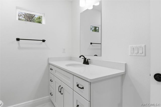6704 N Foxdale Drive, Dunnellon, FL 34434