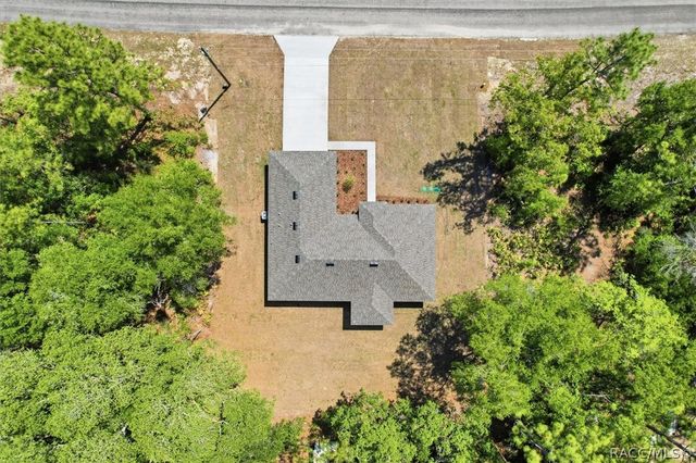 6704 N Foxdale Drive, Dunnellon, FL 34434