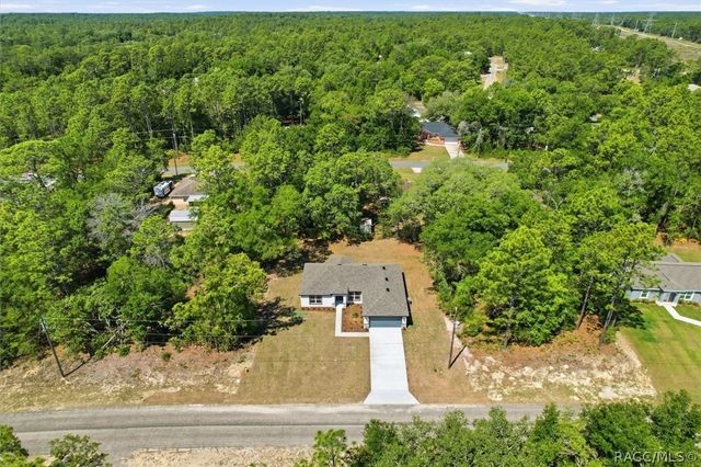 6704 N Foxdale Drive, Dunnellon, FL 34434