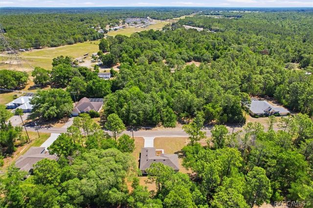 6704 N Foxdale Drive, Dunnellon, FL 34434