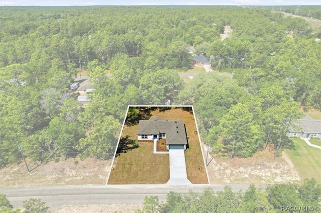 6704 N Foxdale Drive, Dunnellon, FL 34434