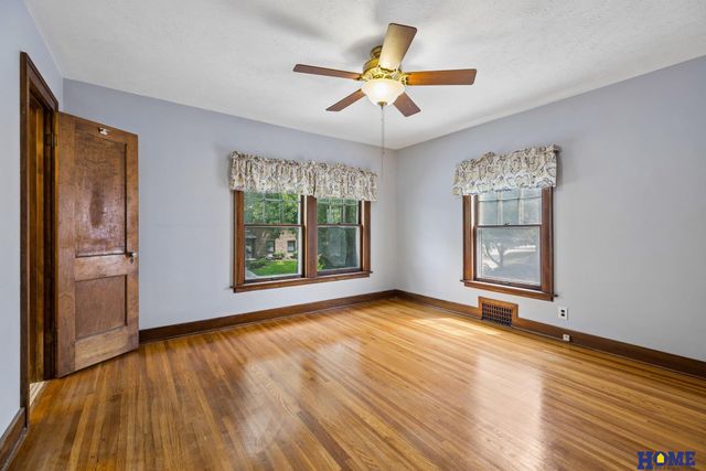 2941 Jackson Drive, Lincoln, NE 68502