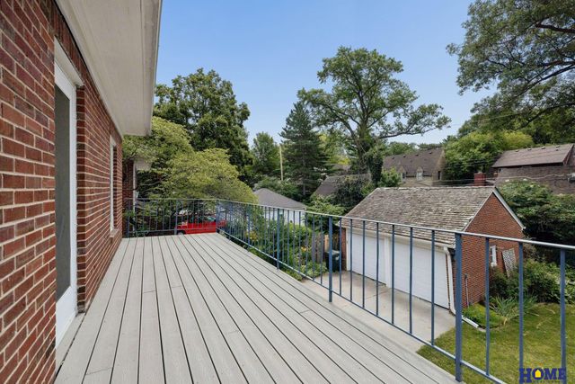 2941 Jackson Drive, Lincoln, NE 68502