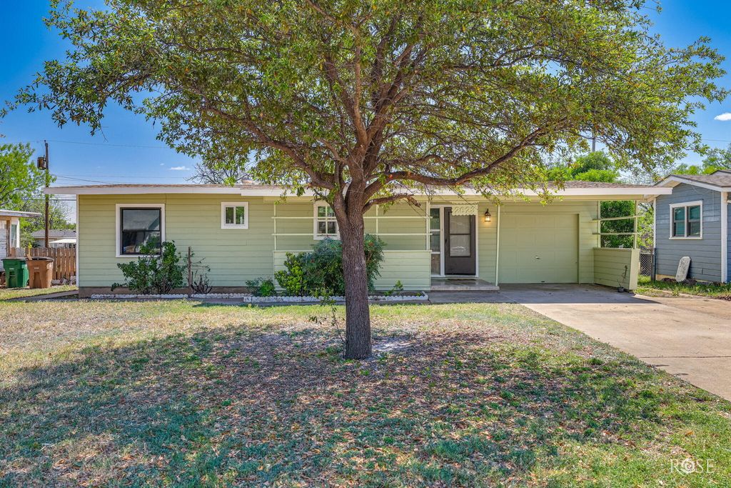 2623 W Harris Avenue, San Angelo, TX 76901