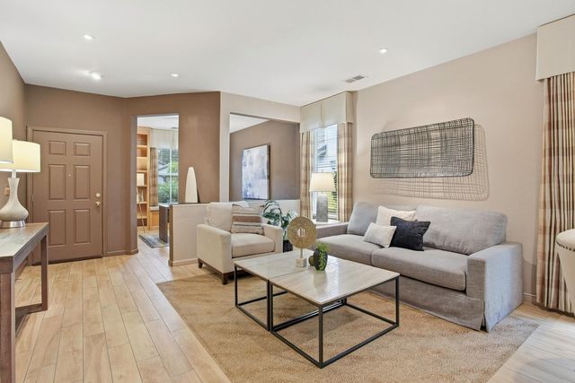 34 Nautica Ct, Sacramento, CA 95833