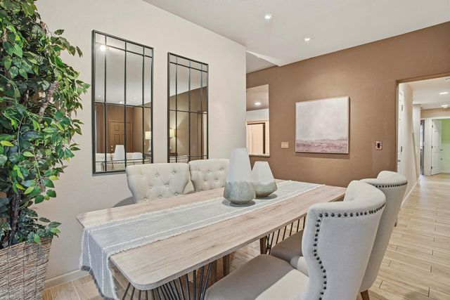 34 Nautica Ct, Sacramento, CA 95833