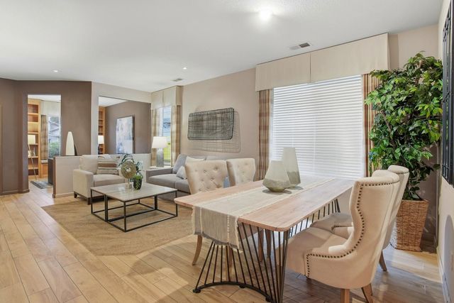 34 Nautica Ct, Sacramento, CA 95833