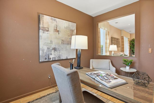 34 Nautica Ct, Sacramento, CA 95833