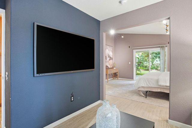 34 Nautica Ct, Sacramento, CA 95833