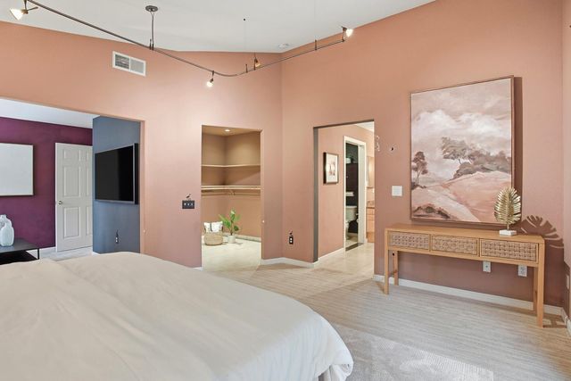 34 Nautica Ct, Sacramento, CA 95833