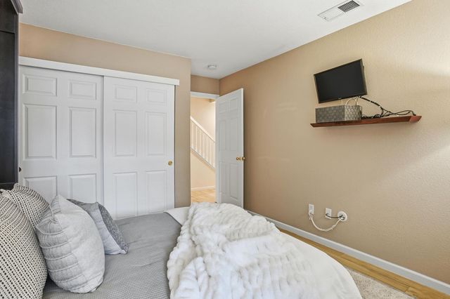 34 Nautica Ct, Sacramento, CA 95833