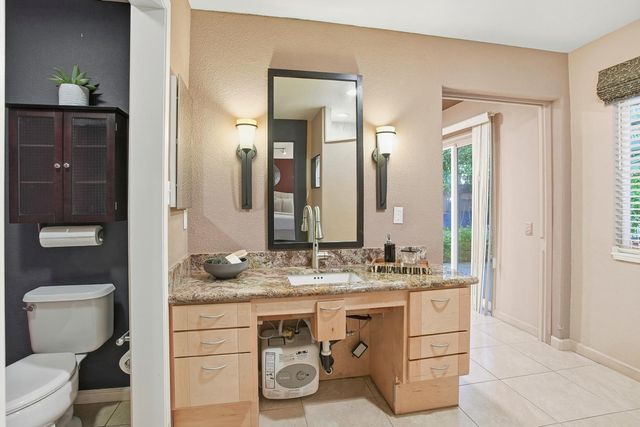 34 Nautica Ct, Sacramento, CA 95833