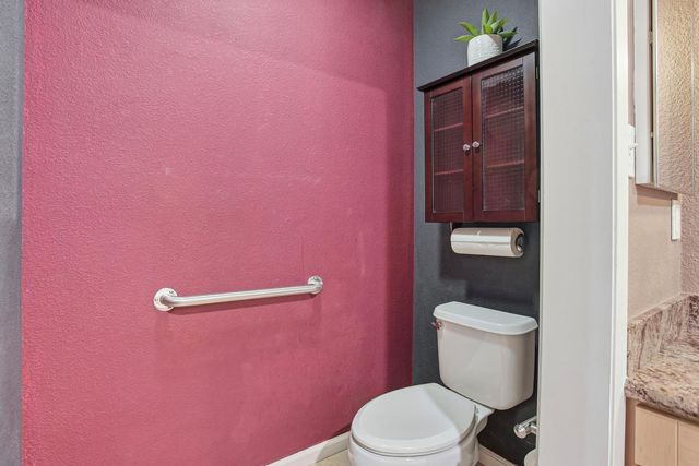 34 Nautica Ct, Sacramento, CA 95833