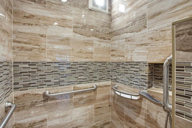 34 Nautica Ct, Sacramento, CA 95833