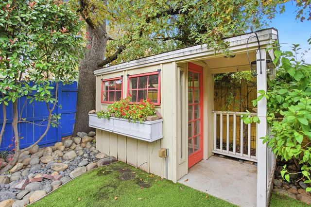 34 Nautica Ct, Sacramento, CA 95833