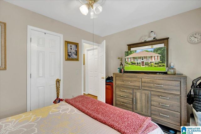 317 NE 37TH COURT, Center Point, AL 35215
