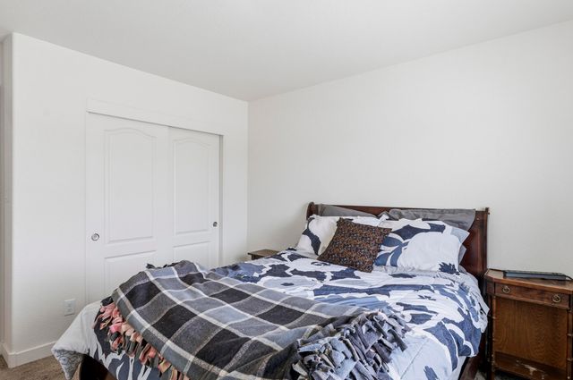2506 Calle Del Los Claveles, Belen, NM 87002
