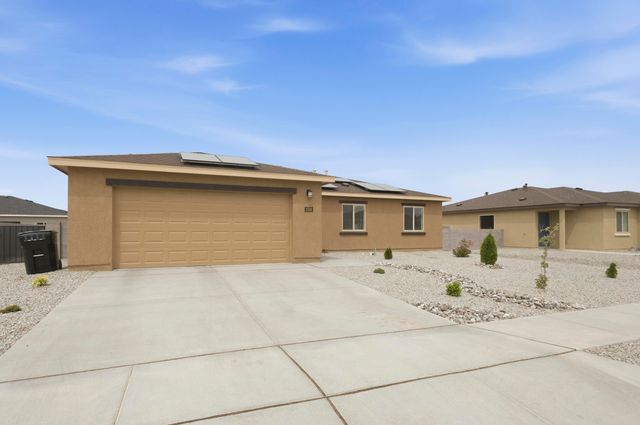 2506 Calle Del Los Claveles, Belen, NM 87002