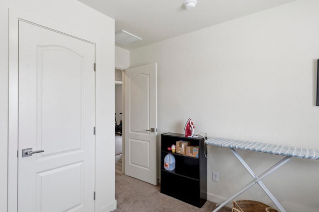 2506 Calle Del Los Claveles, Belen, NM 87002
