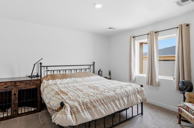 2506 Calle Del Los Claveles, Belen, NM 87002