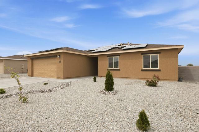 2506 Calle Del Los Claveles, Belen, NM 87002