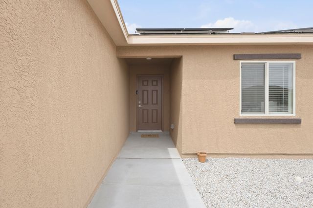 2506 Calle Del Los Claveles, Belen, NM 87002