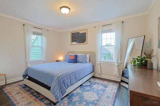 444 W Sharon Road, Springdale, OH 45246