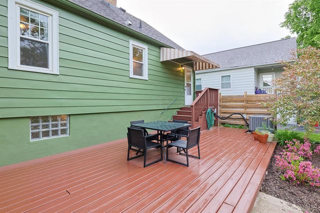 444 W Sharon Road, Springdale, OH 45246
