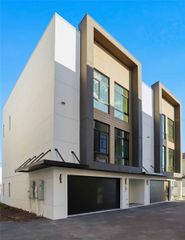 3002 W PLATT 5, Tampa, FL 33609