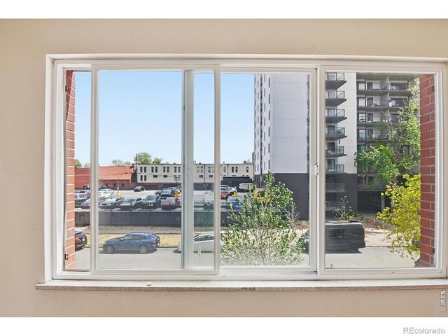 855 N Pennsylvania Street 301, Denver, CO 80203