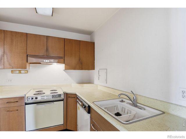 855 N Pennsylvania Street 301, Denver, CO 80203