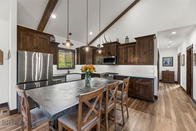 24 Warrior Road, Livingston, MT 59047