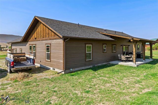 24 Warrior Road, Livingston, MT 59047