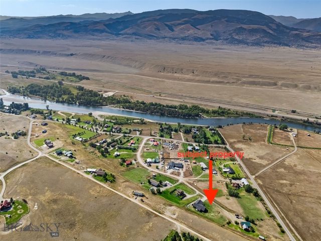 24 Warrior Road, Livingston, MT 59047